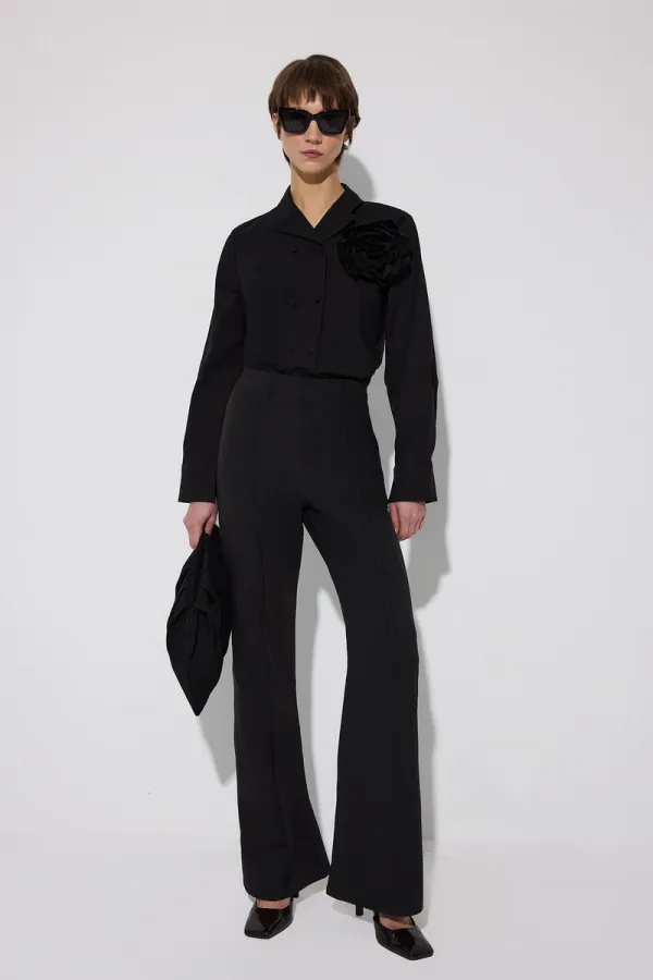 ÇİÇEK AKSESUARLI GÖMLEK BODY