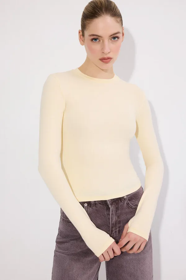 BODY À MANCHES LONGUES ET À MI-CHEVEUX