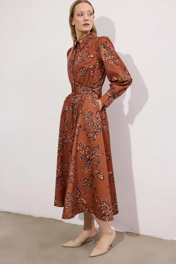 DESENLİ SATEN ELBİSE