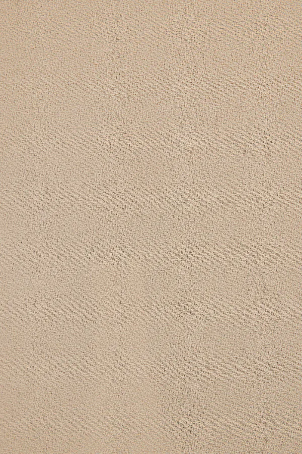 Robe en taffetas avec détails aux manches