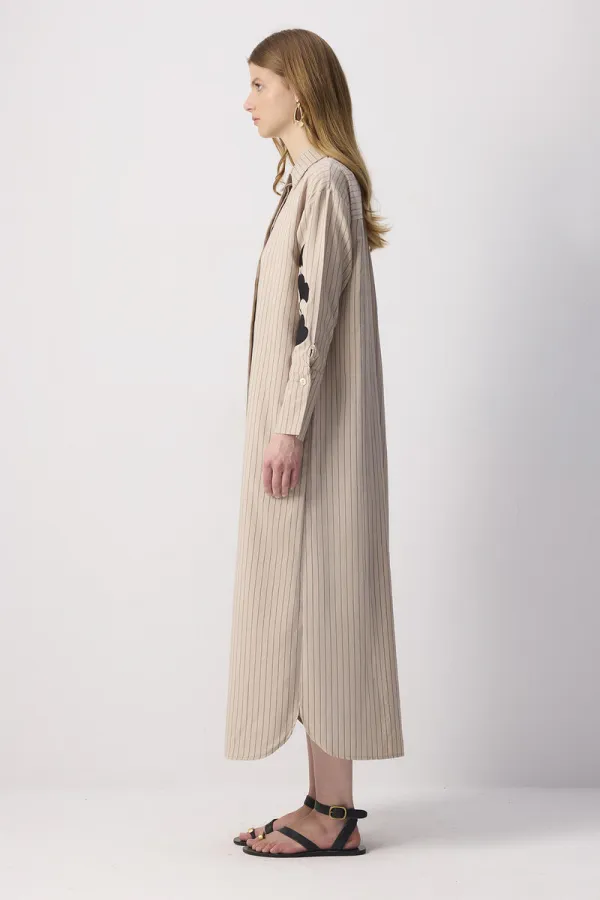 NAKIŞ DETAYLI GÖMLEK ELBİSE