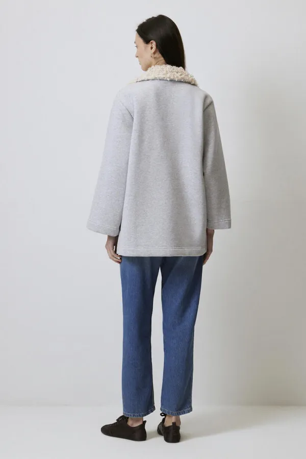 FUR-COLLARED SWEATSHIRT