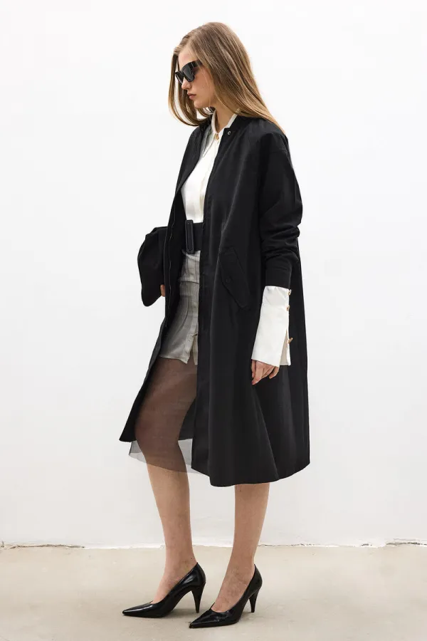 Maxi-size trench coat Maxi-size trench coat