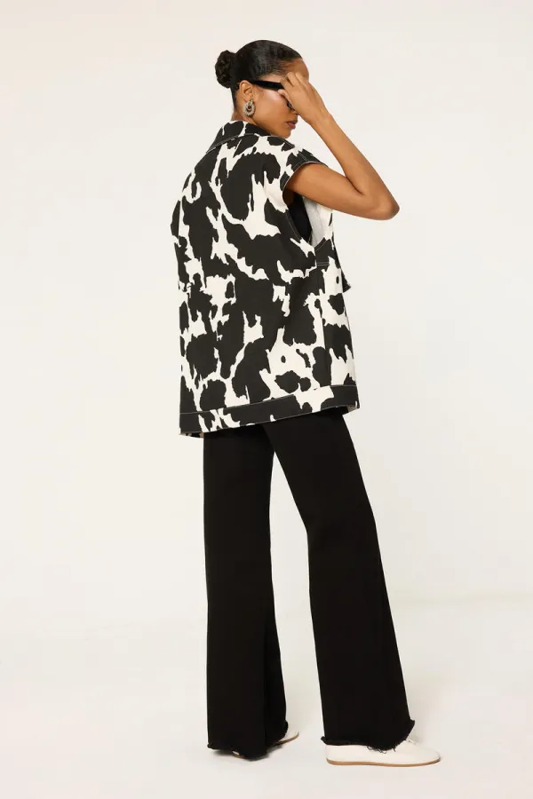 GILET EN GABARDINE À MOTIFS