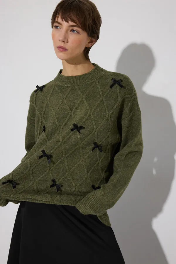 KURDELELİ TRİKO KAZAK