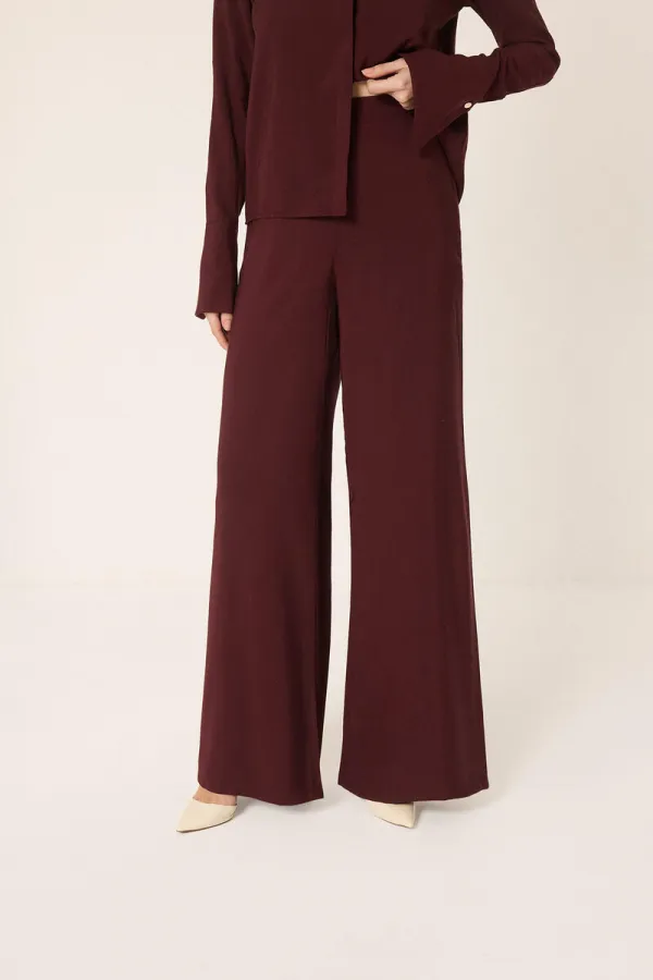 ENSEMBLE CHEMISE ET PANTALON AVEC CEINTURE