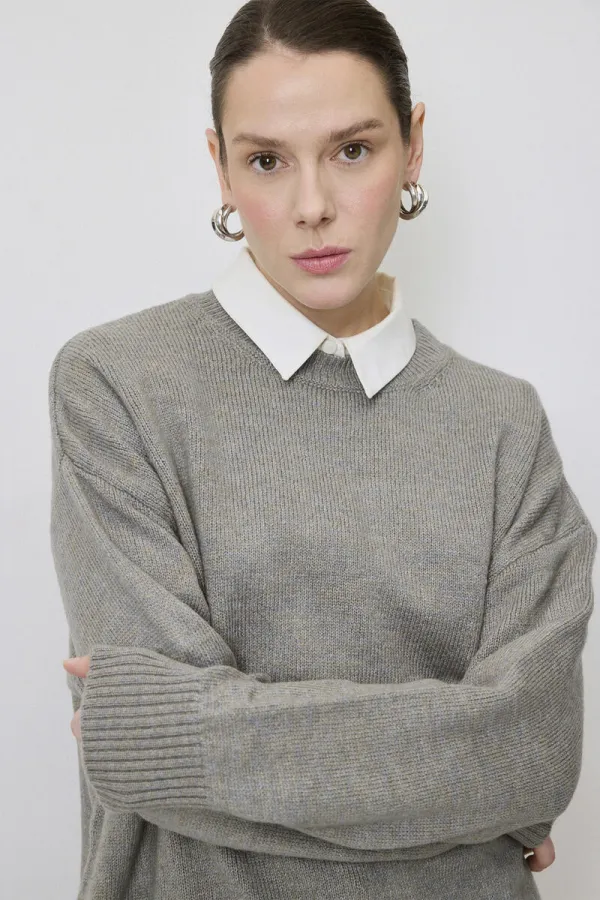 PULL OVERSize DE COULEUR UNI