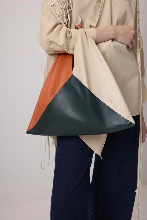 ÇOK RENKLİ DERİ ÇANTA