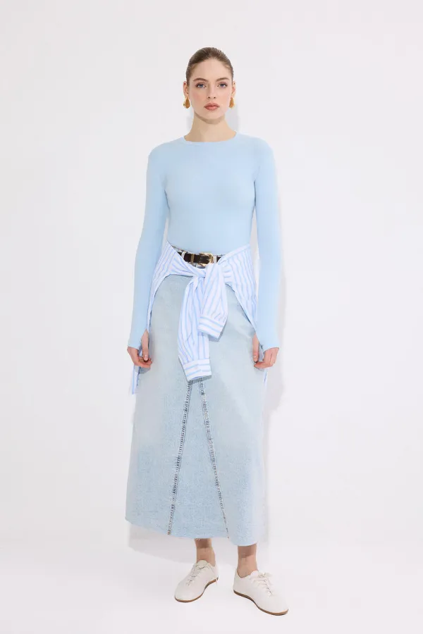 BODY À MANCHES LONGUES ET À MI-CHEVEUX