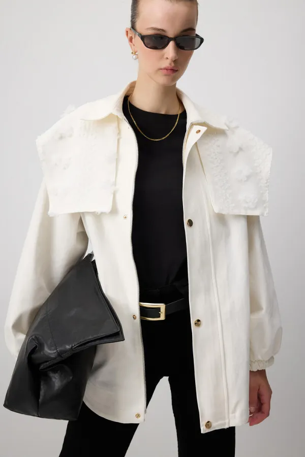 ÇİÇEK DANTELLİ GABARDİN CEKET