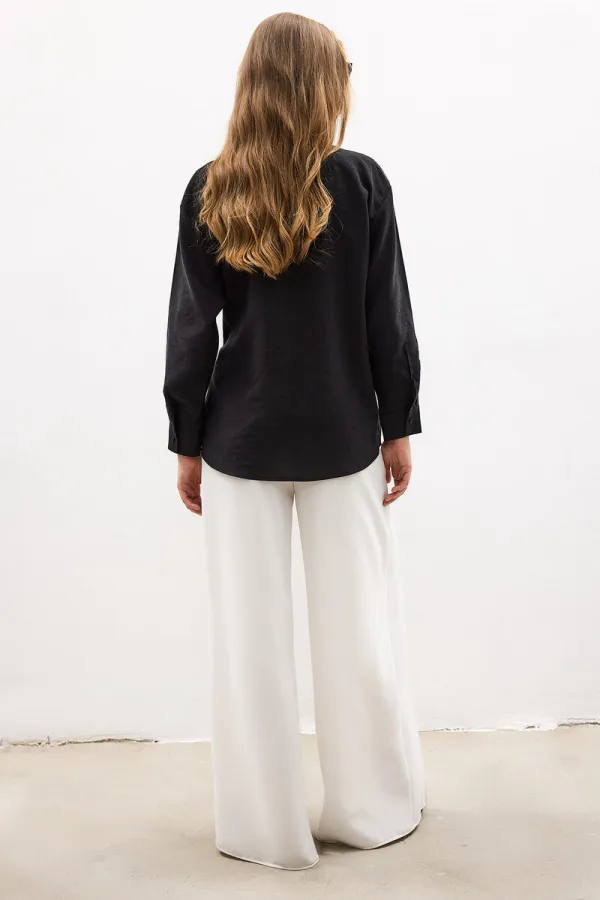 SHIRT WITH BELT DETAIL