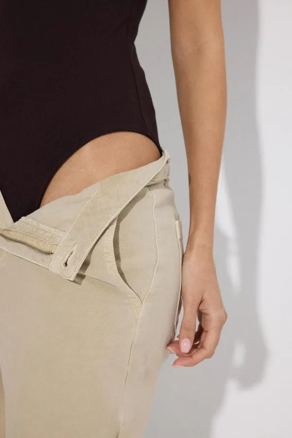 body à col de vélo et boutons-pression