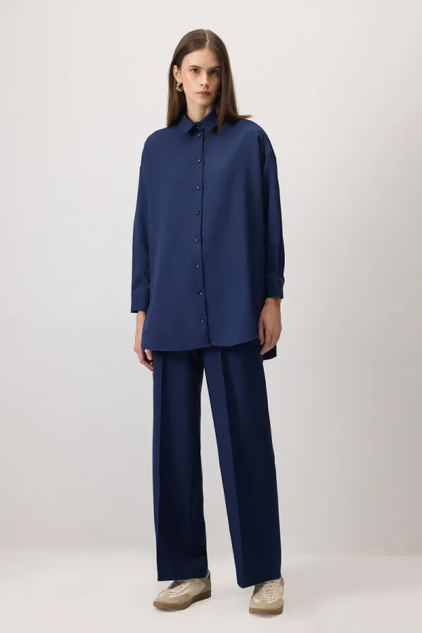 CHEMISE EN CRÊPE SURDIMENSIONNÉE