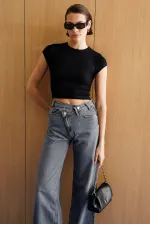 Women's Short-Sleeved Crop T-shirt CROP-T-SHIRT