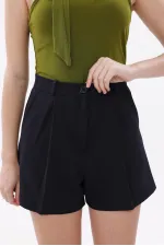 FundaChoosesXGenius Kadın Pileli Şort İç Göstermez Lamineli Kadın Şort PİLELİ-ŞORT