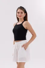 Short en coton Aerobin pour femme de Genius Store, avec poches, tissu infroissable et taille élastique.