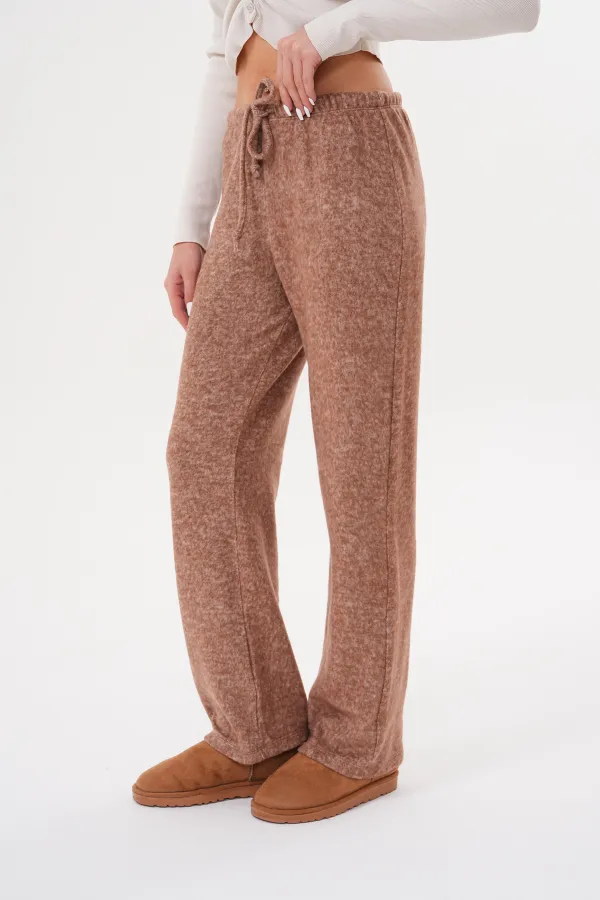 Women's Soft Knitted Trousers with Elastic Waist and Pockets