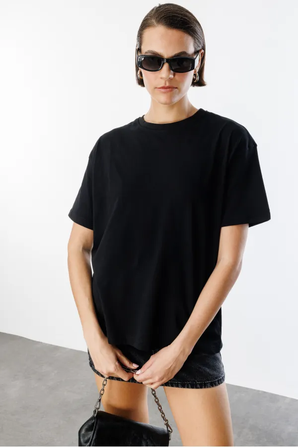 Women's 100% Organic Cotton Thick Textured Oversize Fit Round Neck T-shirt WOMEN-OVERSIZE-T-SHIRT