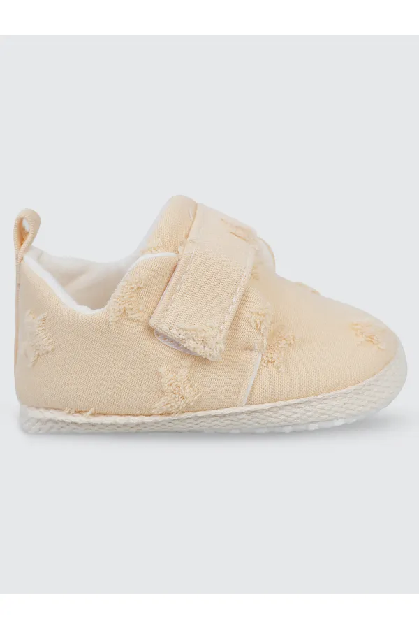 Chaussons bébé jaunes pointure 18-21 - Emballage