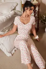 Ensemble pyjama écru à manches courtes et col en V