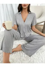 V Yaka Pamuklu Kısa Kollu Mevsimlik Pijama Takımı