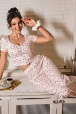 Ensemble pyjama écru à manches courtes et col en V