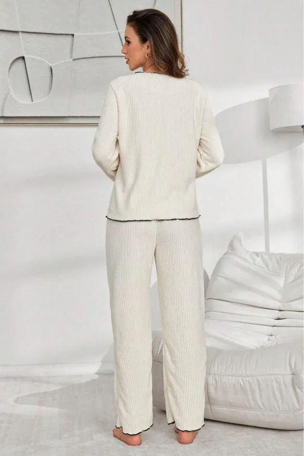 V Yaka Pamuklu Düğmeli Uzun Pijama Takımı