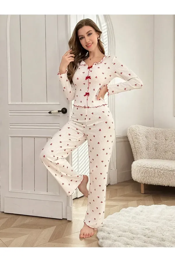 Pamuklu Kiraz Desenli Mevsimlik Pijama Takımı
