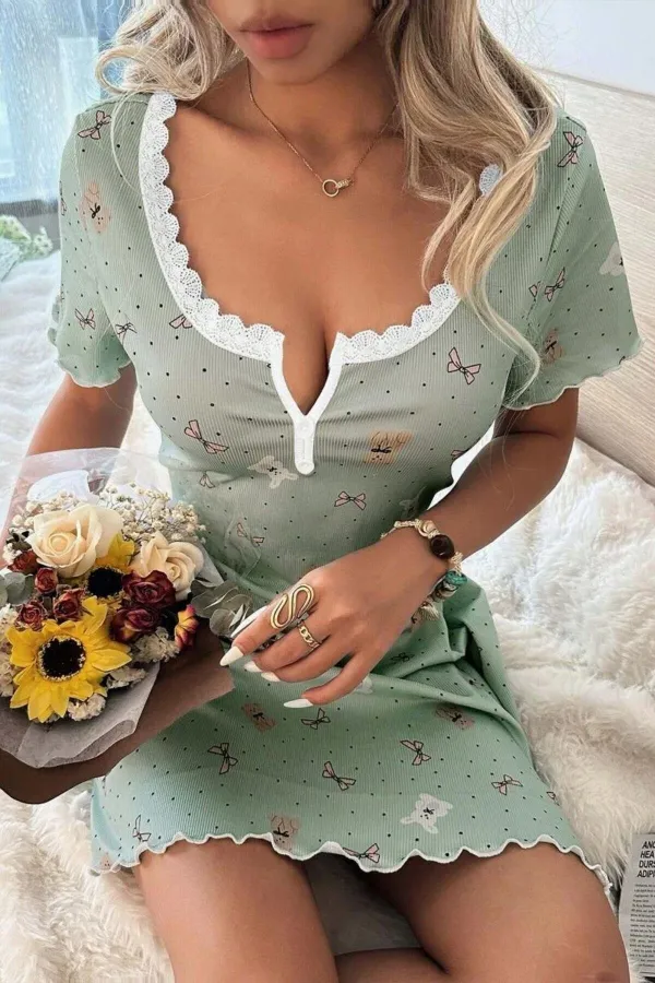 Yeşil Ayıcık ve Fiyonk Desenli Pijama Gecelik