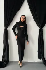 Robe noire à bonnets en gros