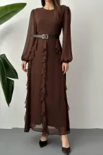 Robe en mousseline marron ceinturée en gros