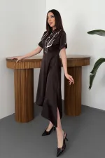 Toptan Kahverengi Fular Detaylı Saten Elbise