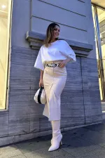 Jupe fendue et brodée en gros