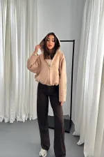 Toptan Bej Kısa Kapüşonlu Ceket