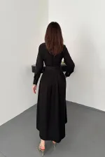 Robe en popeline noire boutonnée en gros