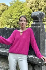 Pull en maille à col chaîne fuchsia en gros