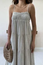 Robe en mousseline rayée marron à bretelles en gros