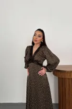 Robe kaki satinée à pois avec détails en dentelle, en vente en gros