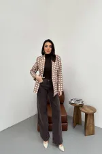 Veste blazer camel à pois en gros