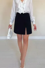 Mini-jupe fendue noire à détails roses en gros