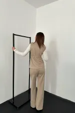 Ensemble gilet et pantalon en daim beige en vente en gros