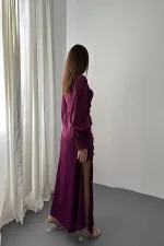 Robe en satin violet avec fente latérale et plis, vente en gros