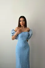 Robe bleu ciel brodée à manches en gros
