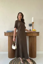 Robe marron plissée à col rond en gros