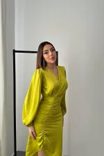 Robe en satin vert pétrole à col en V en gros