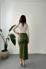 Jupe fendue et brodée kaki clair en gros