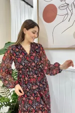 Robe en mousseline noire à motifs en gros