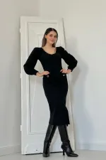Robe noire à col large en gros