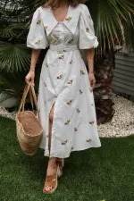 Toptan Kahverengi Yakası Çiçek Motifli Kemerli Elbise