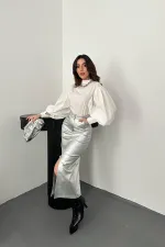 Jupe fendue en gabardine dorée argentée en gros